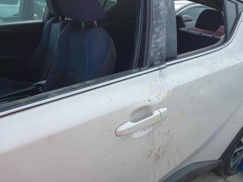 2017 TOYOTA C-HR DYNAMIC HEV CVT 