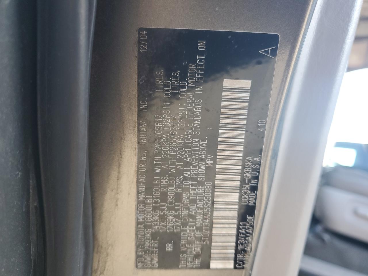 2005 Toyota Sequoia Sr5 VIN: 5TDZT34A05S250880 Lot: 87128275