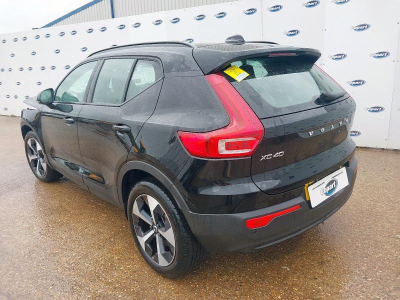 2025 VOLVO XC40 2.0 B4P PLUS DARK 5DR AUTO
