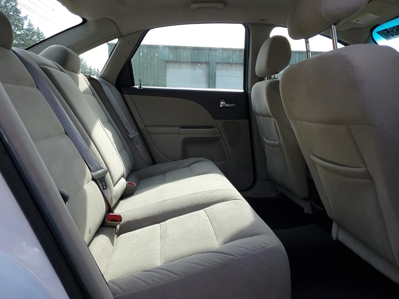 2008 Ford Taurus Sel VIN: 1FAHP27W18G170073 Lot: 82338625