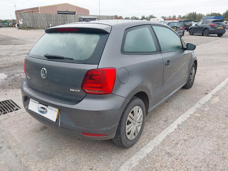 2015 VOLKSWAGEN POLO S 