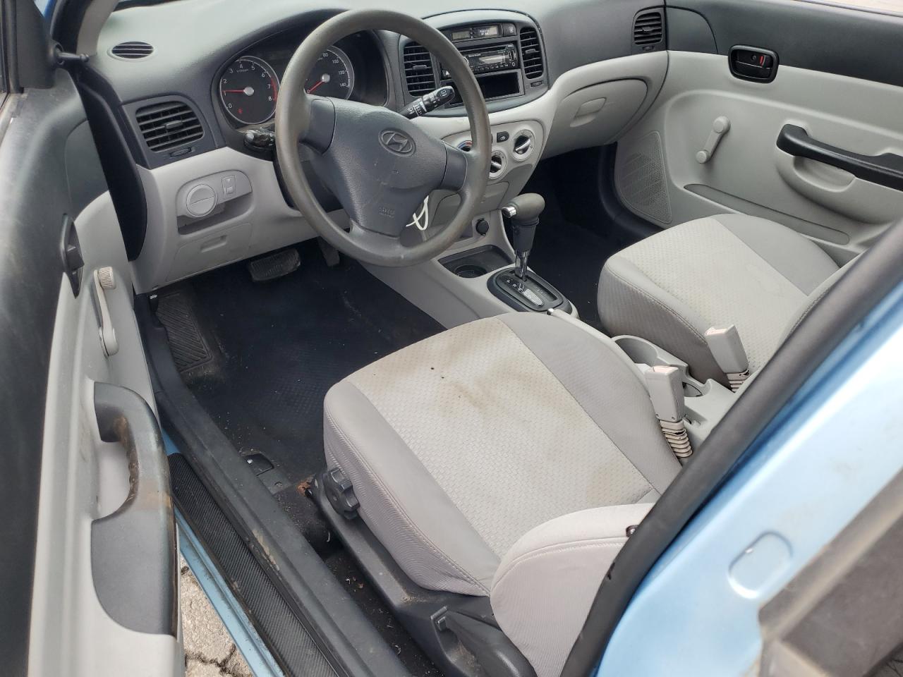 2010 Hyundai Accent Blue VIN: KMHCM3AC4AU184084 Lot: 86668675