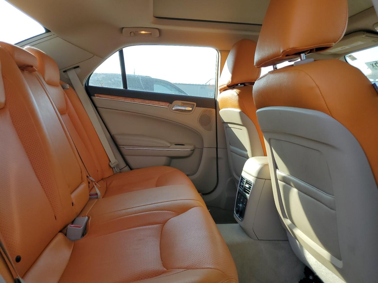 2014 Chrysler 300C VIN: 2C3CCAEG8EH331352 Lot: 81991435