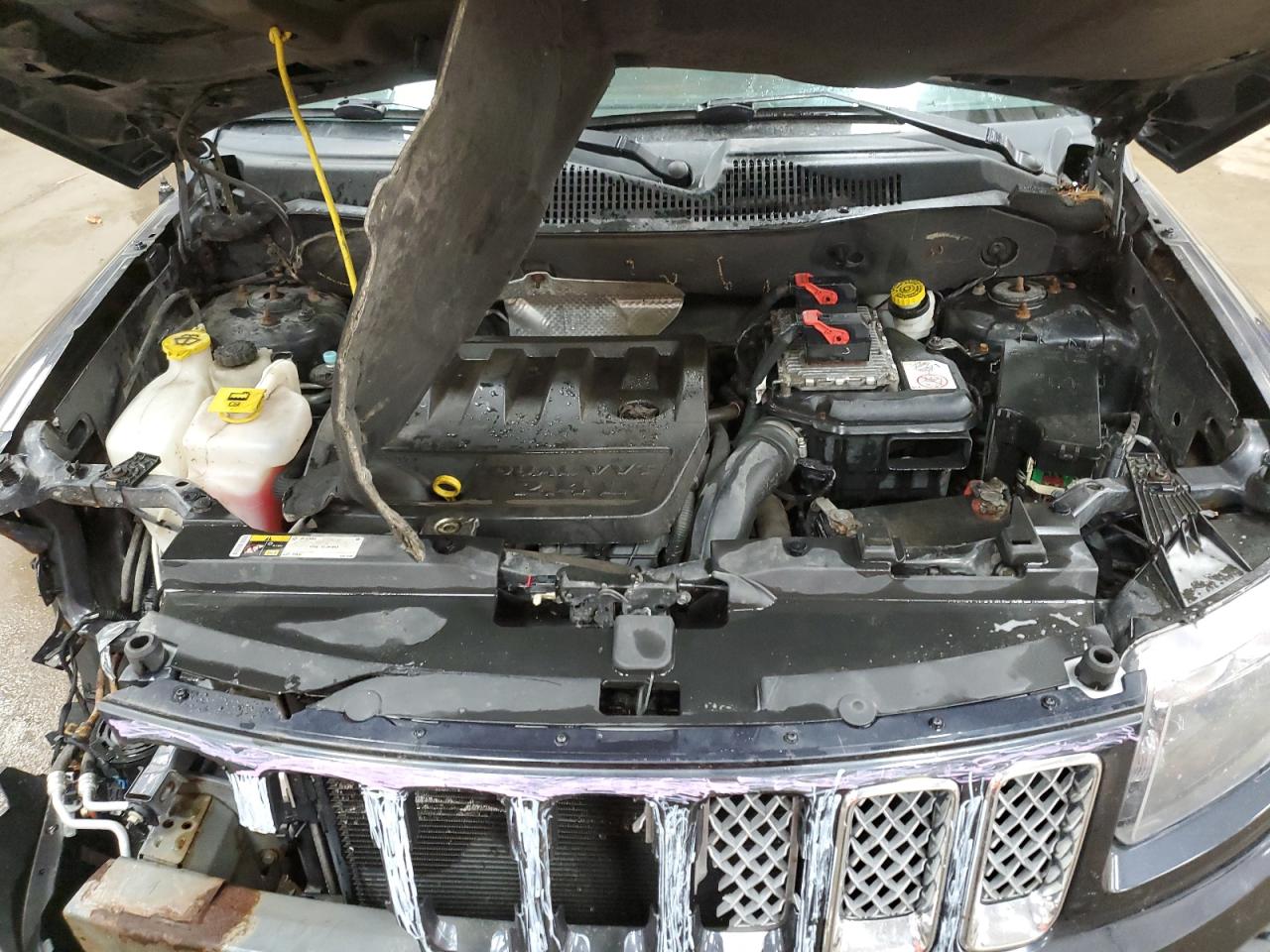 2014 Jeep Compass Latitude VIN: 1C4NJDEB4ED788284 Lot: 84245975