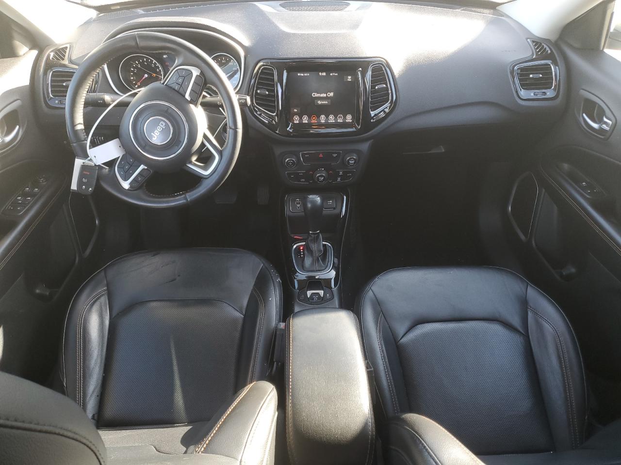 2019 Jeep Compass Limited VIN: 3C4NJCCB8KT749040 Lot: 82762525