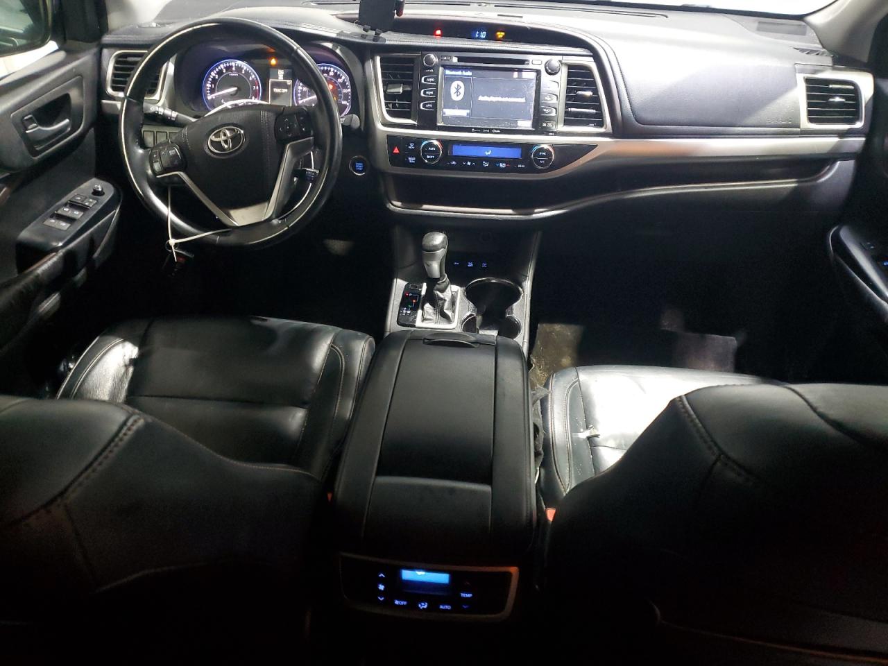 2016 Toyota Highlander Xle VIN: 5TDJKRFH3GS246628 Lot: 89883535