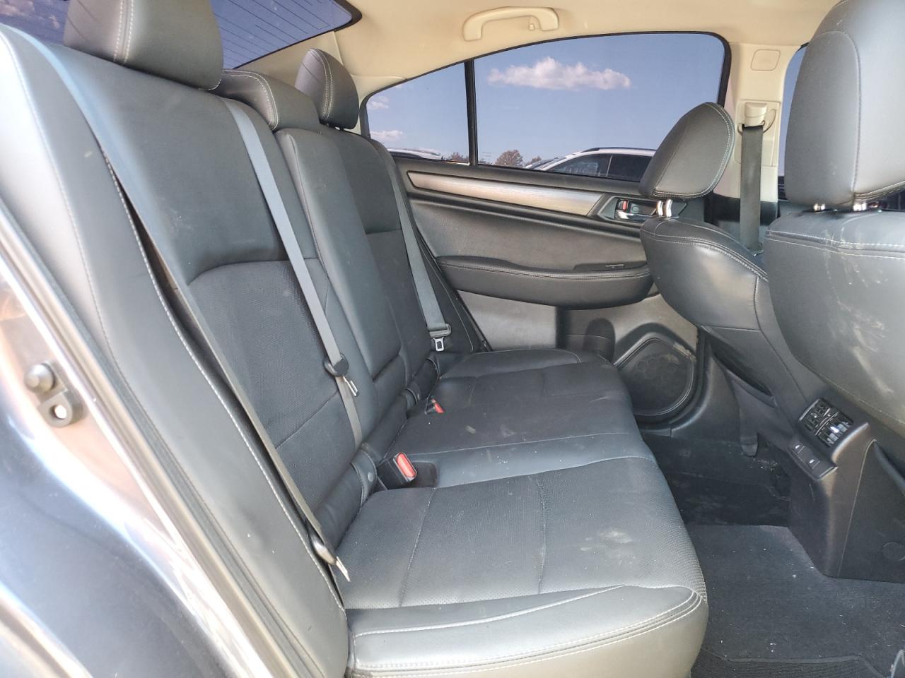 2016 Subaru Legacy 2.5I Limited VIN: 4S3BNAN67G3025077 Lot: 82628565