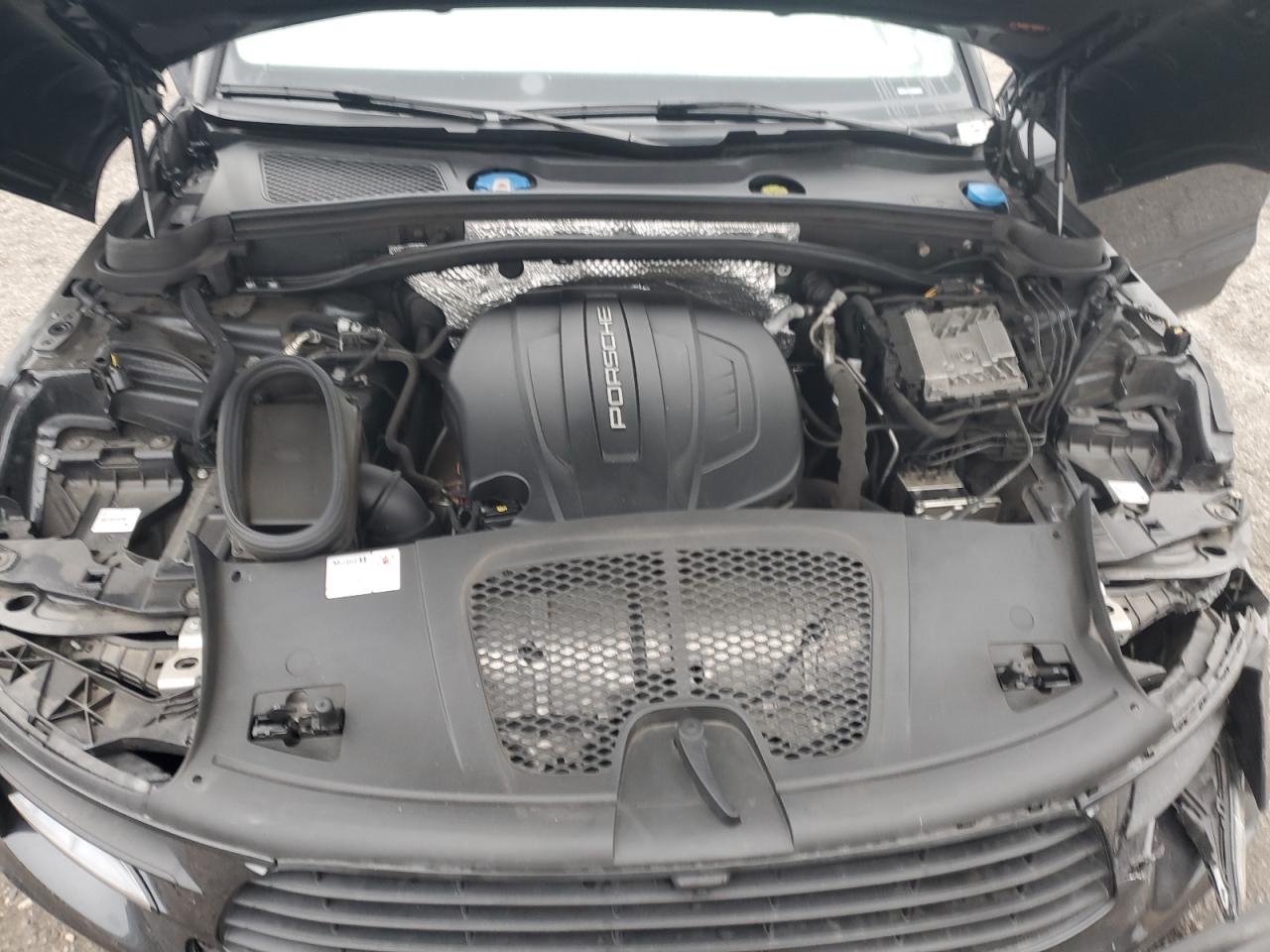 2019 Porsche Macan VIN: WP1AA2A51KLB09073 Lot: 85589225