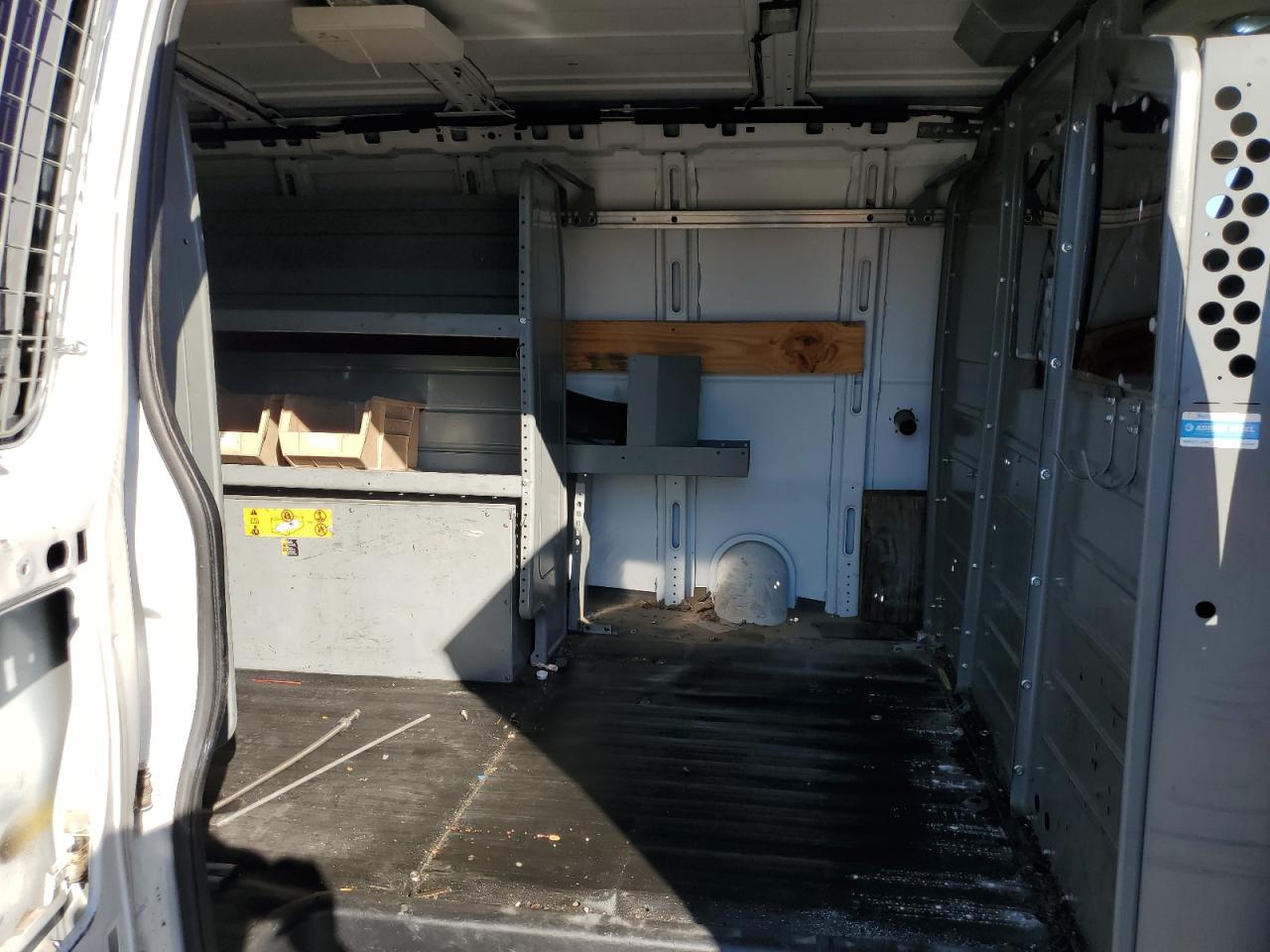 2014 Chevrolet Express Utility / Service Van VIN: 1GCWGFCBXE1113509 Lot: 86321475