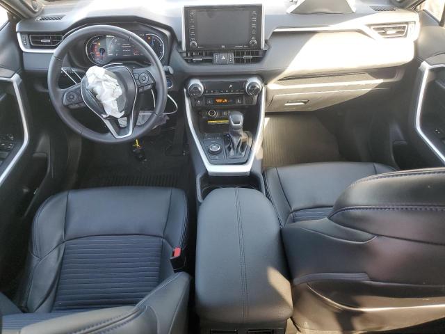  TOYOTA RAV4 2021 Серебристый