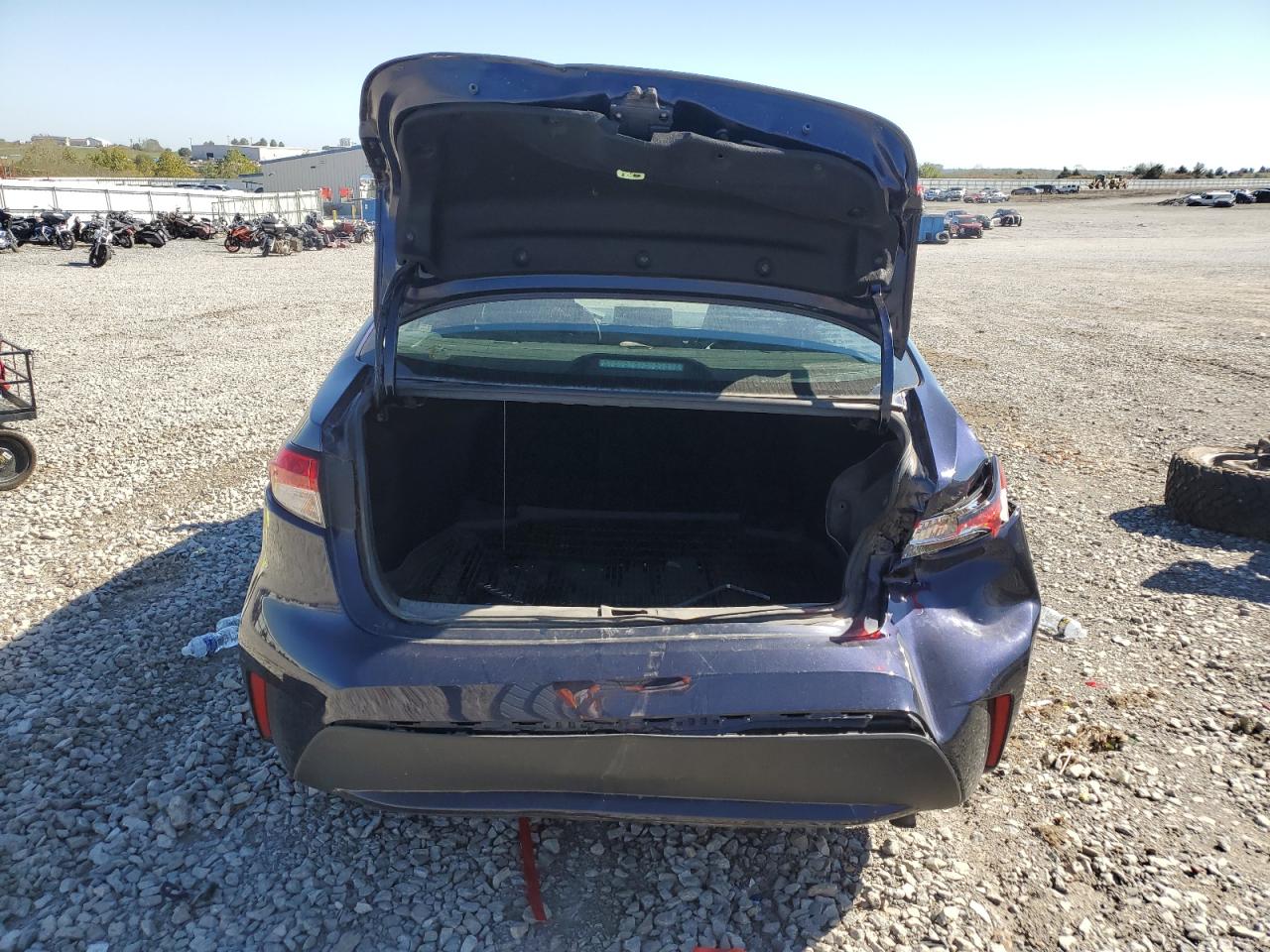 2020 Toyota Corolla Le VIN: 5YFEPRAE3LP039076 Lot: 82484585