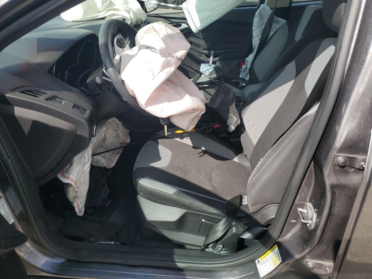 2014 Ford Focus Se VIN: 1FADP3K22EL340940 Lot: 85313875