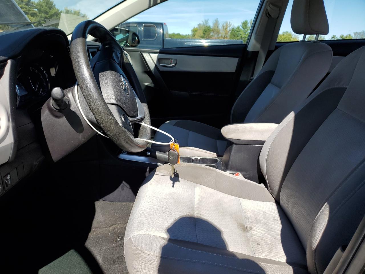 2017 Toyota Corolla L VIN: 2T1BURHE0HC921279 Lot: 84811885