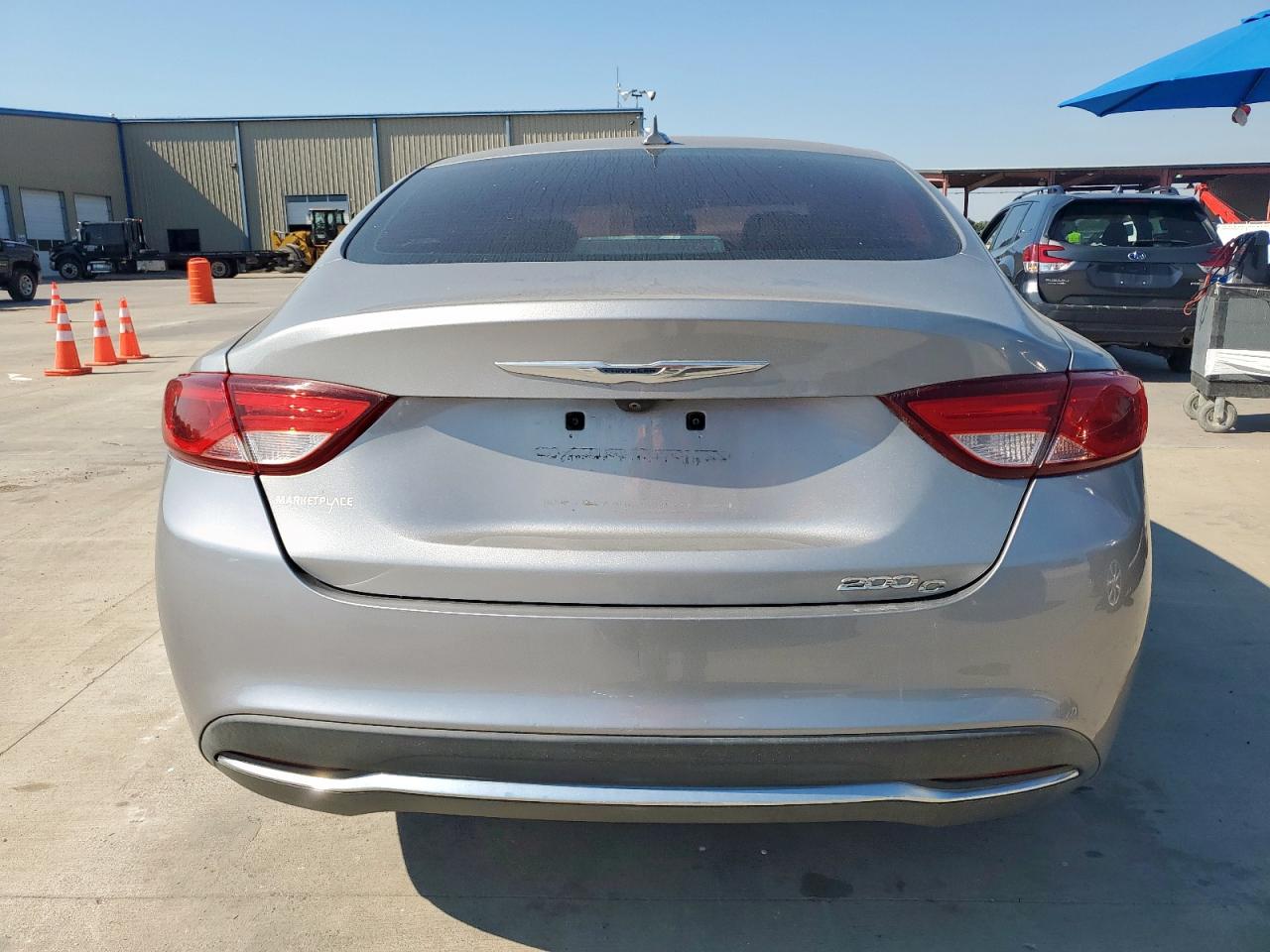 2015 Chrysler 200 C VIN: 1C3CCCCB1FN643654 Lot: 82215825