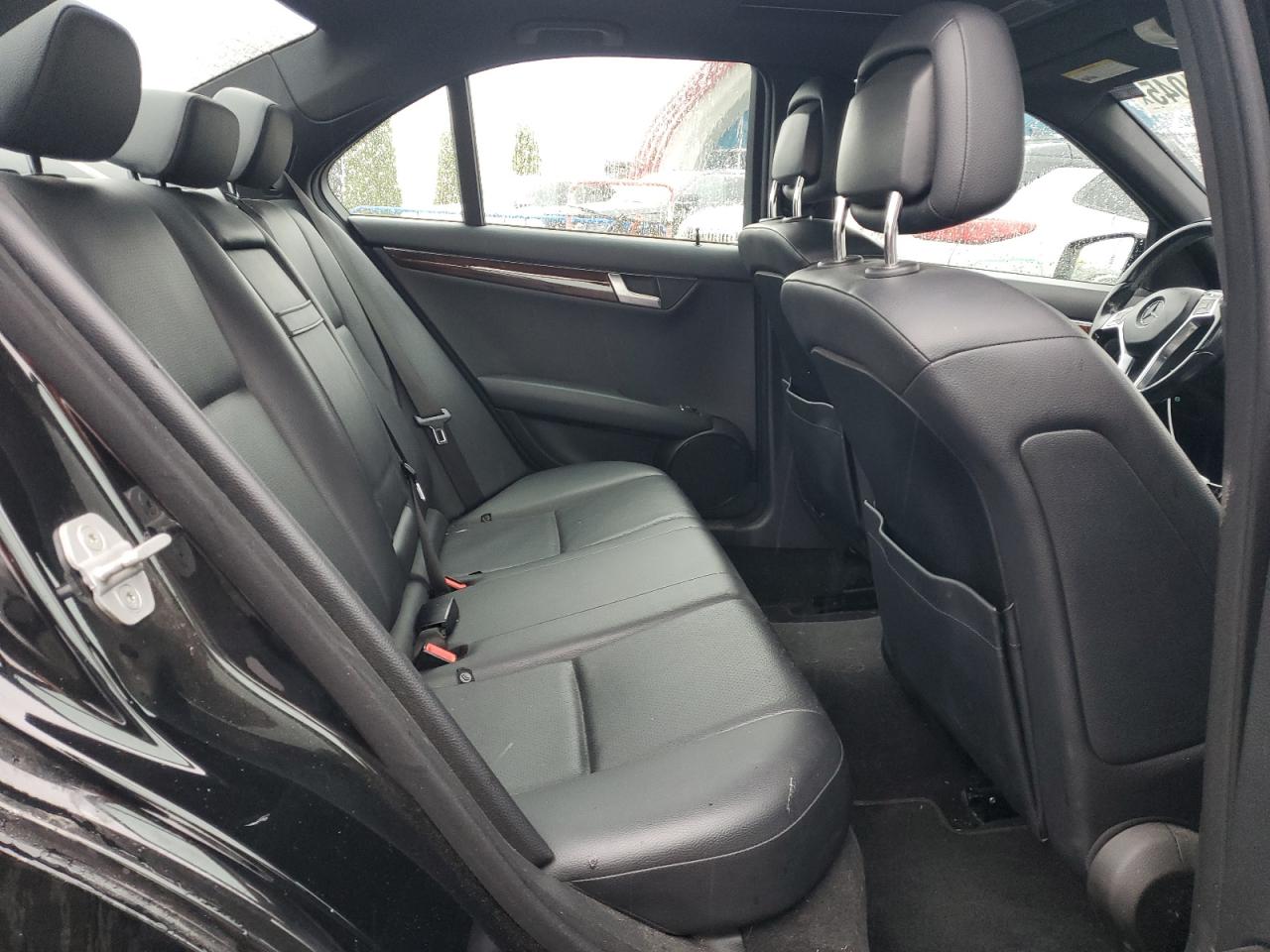 2014 Mercedes-Benz C 250 VIN: WDDGF4HB5EA954731 Lot: 89821045