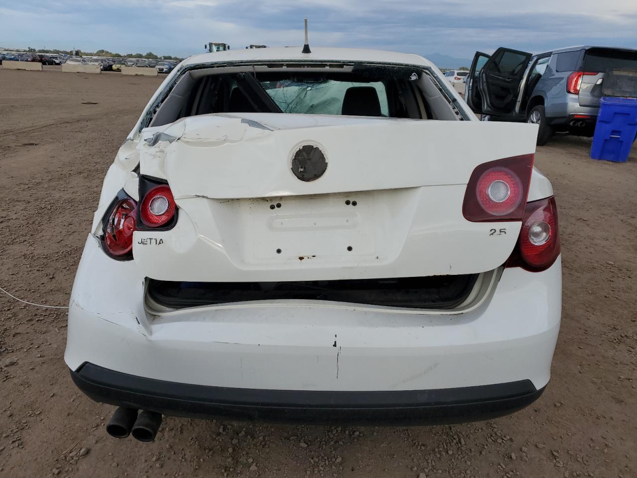 2008 Volkswagen Jetta S VIN: 3VWJM71K88M010296 Lot: 82345115