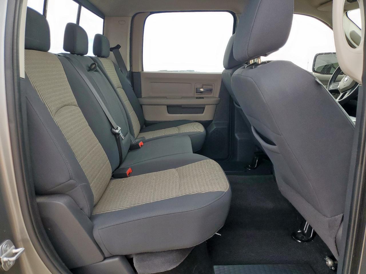 2009 Dodge Ram 1500 VIN: 1D3HV13T09S739927 Lot: 82448475