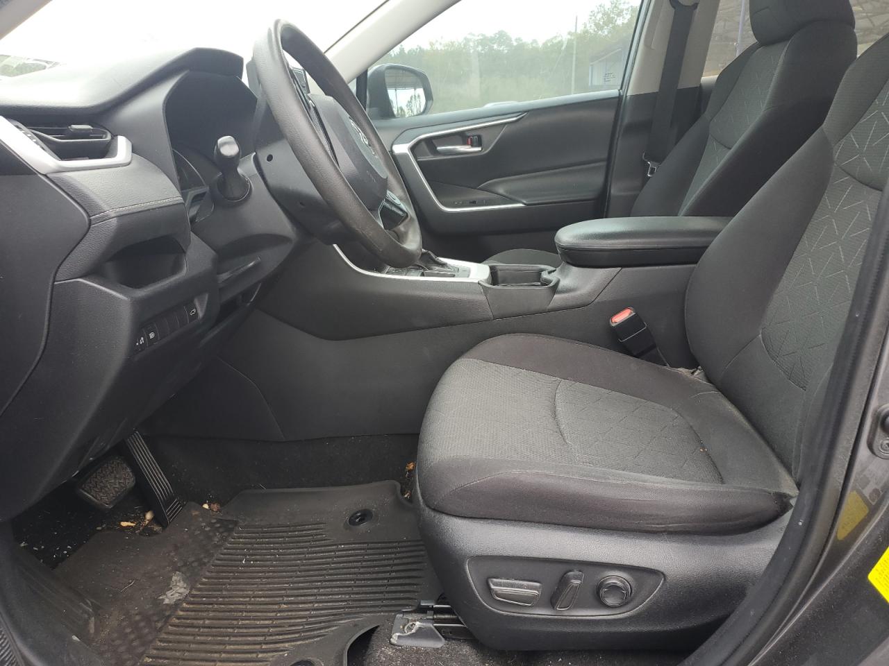 2021 Toyota Rav4 Xle VIN: 2T3W1RFV7MC153833 Lot: 82649255