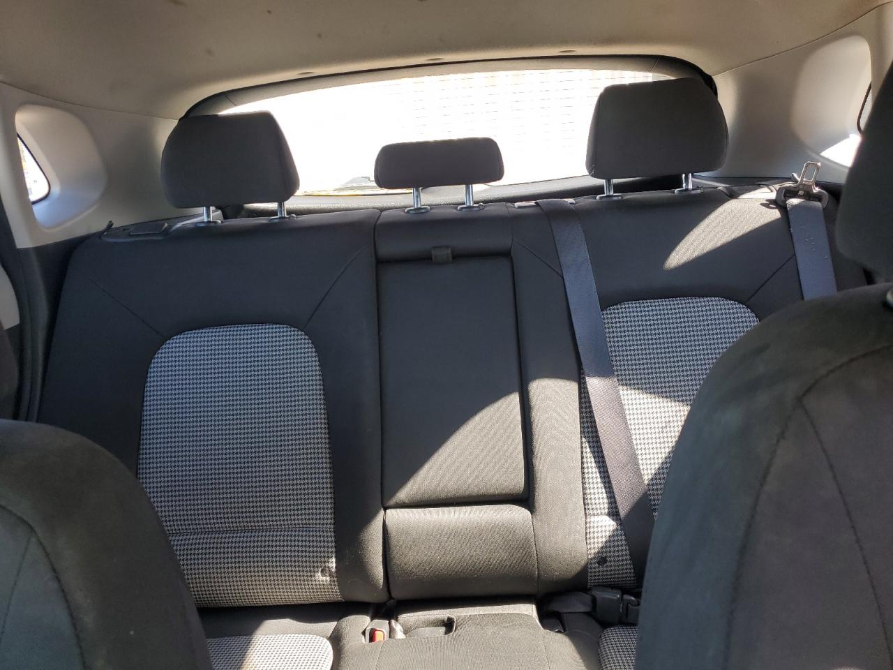 2020 Hyundai Kona Se VIN: KM8K12AA5LU443665 Lot: 89553905