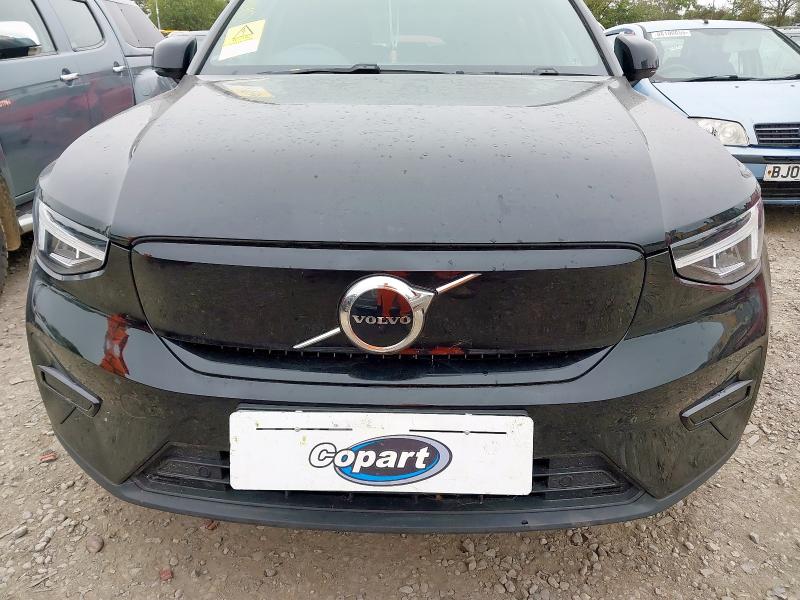 2024 VOLVO XC40 CORE RECHARGE EV 
