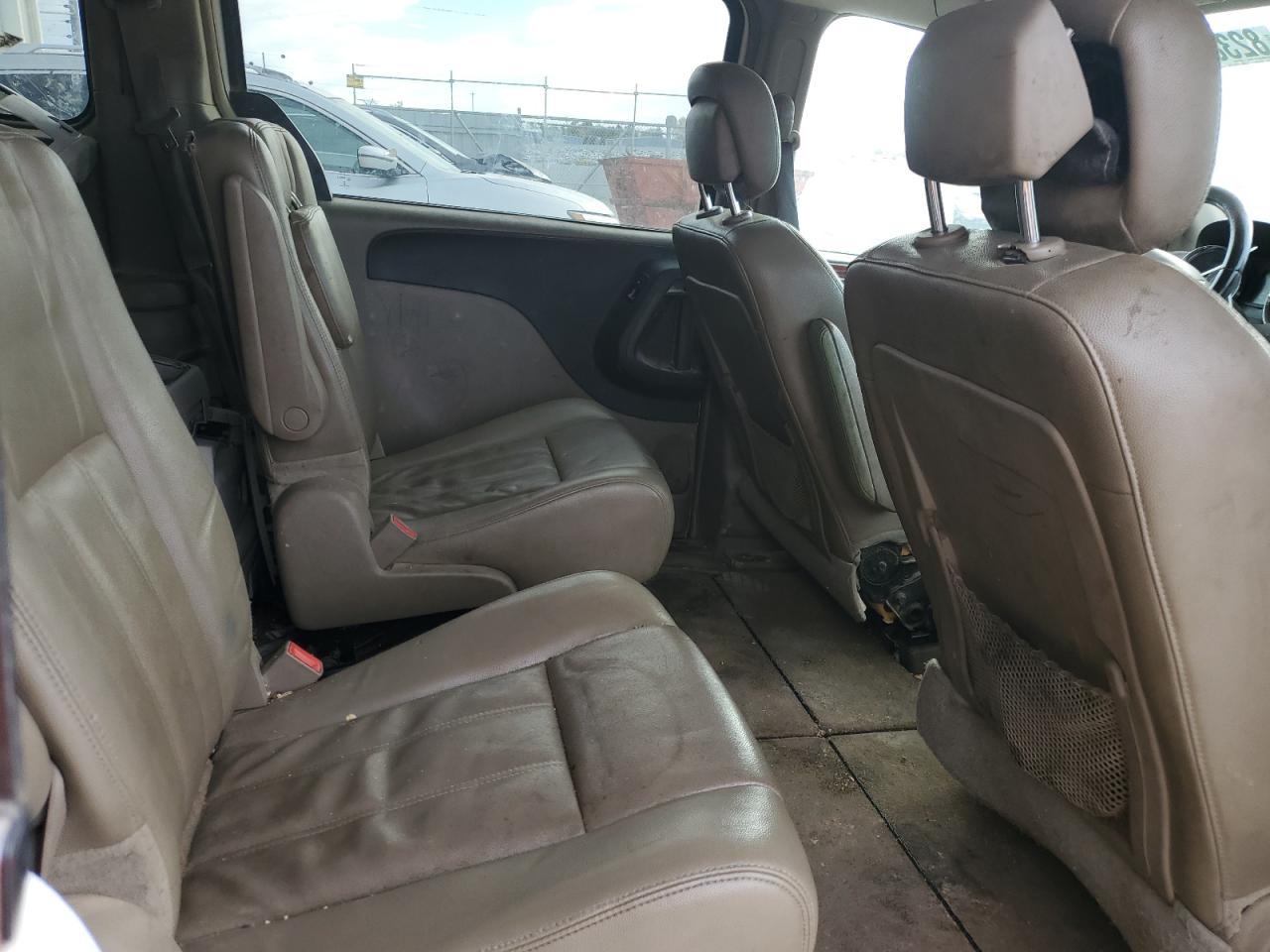 2013 Chrysler Town & Country Touring VIN: 2C4RC1BG4DR696419 Lot: 82382075