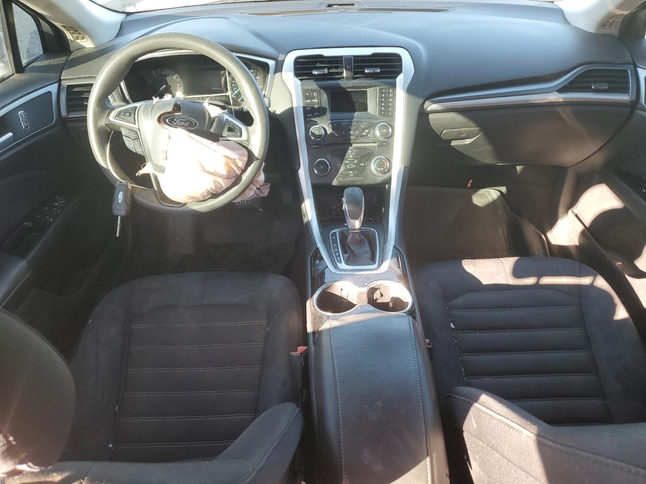 2015 Ford Fusion Se VIN: 3FA6P0H77FR164092 Lot: 91062575