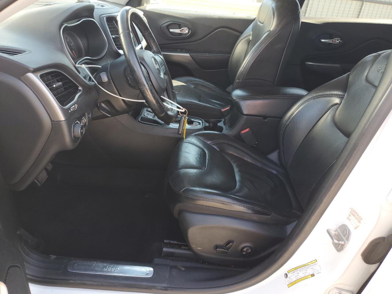 2019 Jeep Cherokee Limited VIN: 1C4PJLDBXKD302495 Lot: 86102465