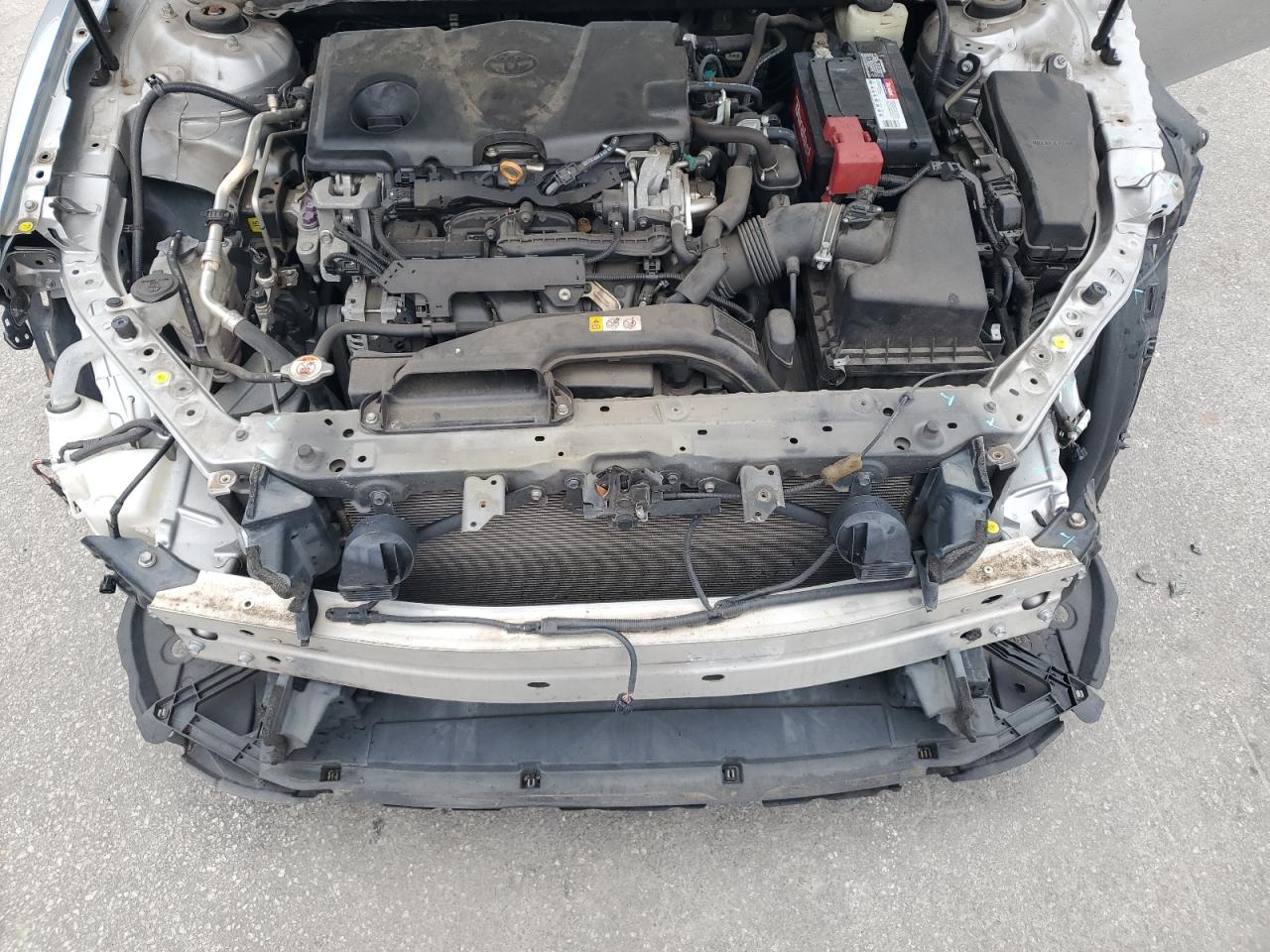 2018 Toyota Camry L VIN: 4T1B11HK5JU582295 Lot: 84611875