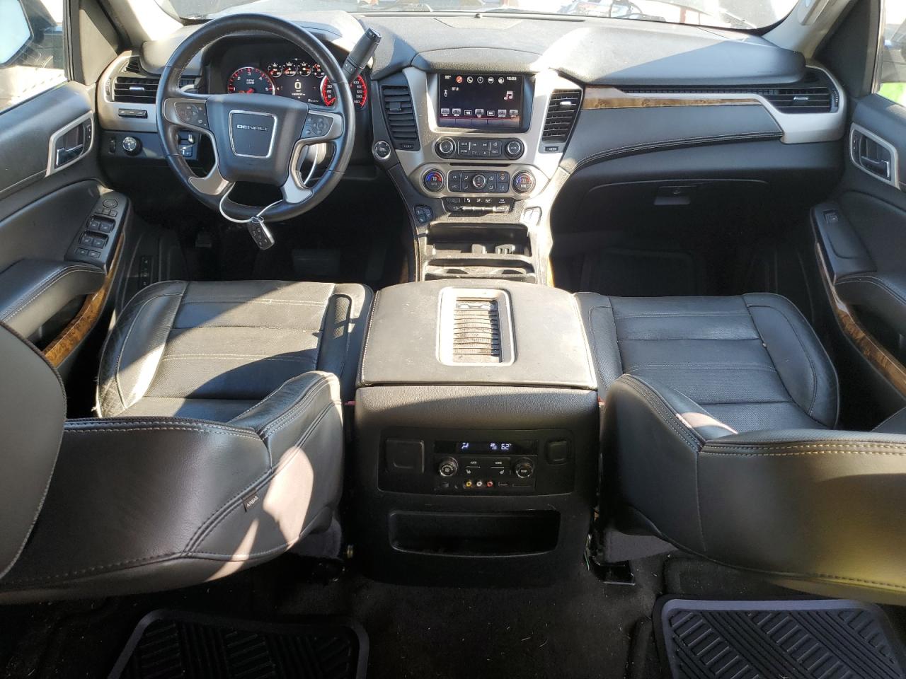 2016 GMC Yukon Xl Denali VIN: 1GKS1HKJ9GR112333 Lot: 85317055