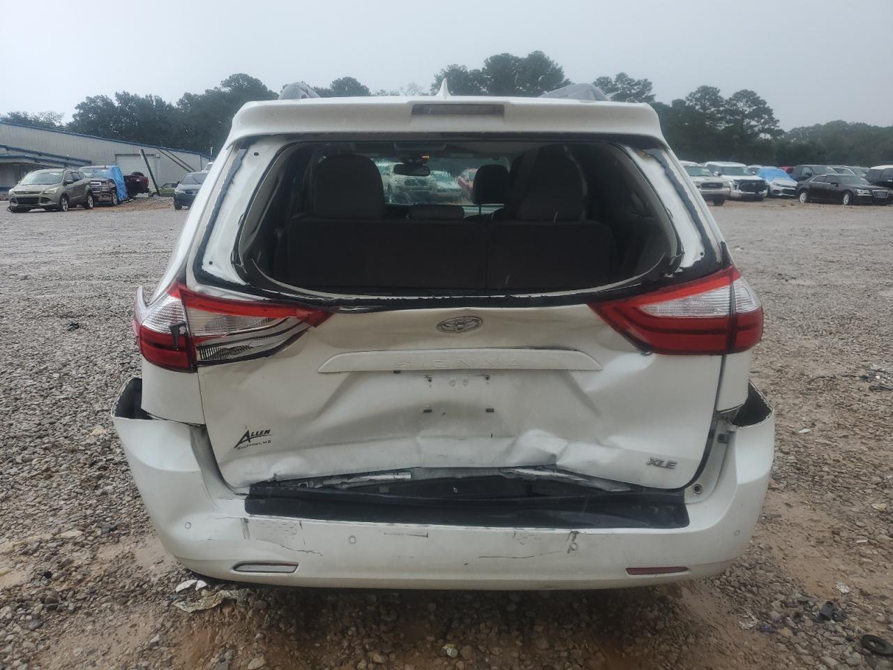 2019 Toyota Sienna Xle VIN: 5TDYZ3DC2KS984346 Lot: 85585005