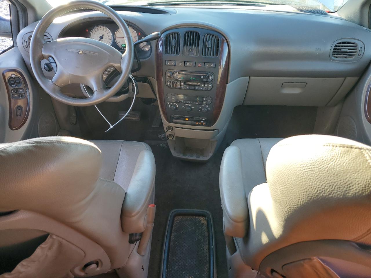 2003 Chrysler Town & Country Limited VIN: 2C8GP64L73R158488 Lot: 87424475