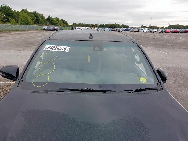 2020 TOYOTA HILUX INVINCIBLE X D/CAB PICK UP 2.4 D-4D AUTO