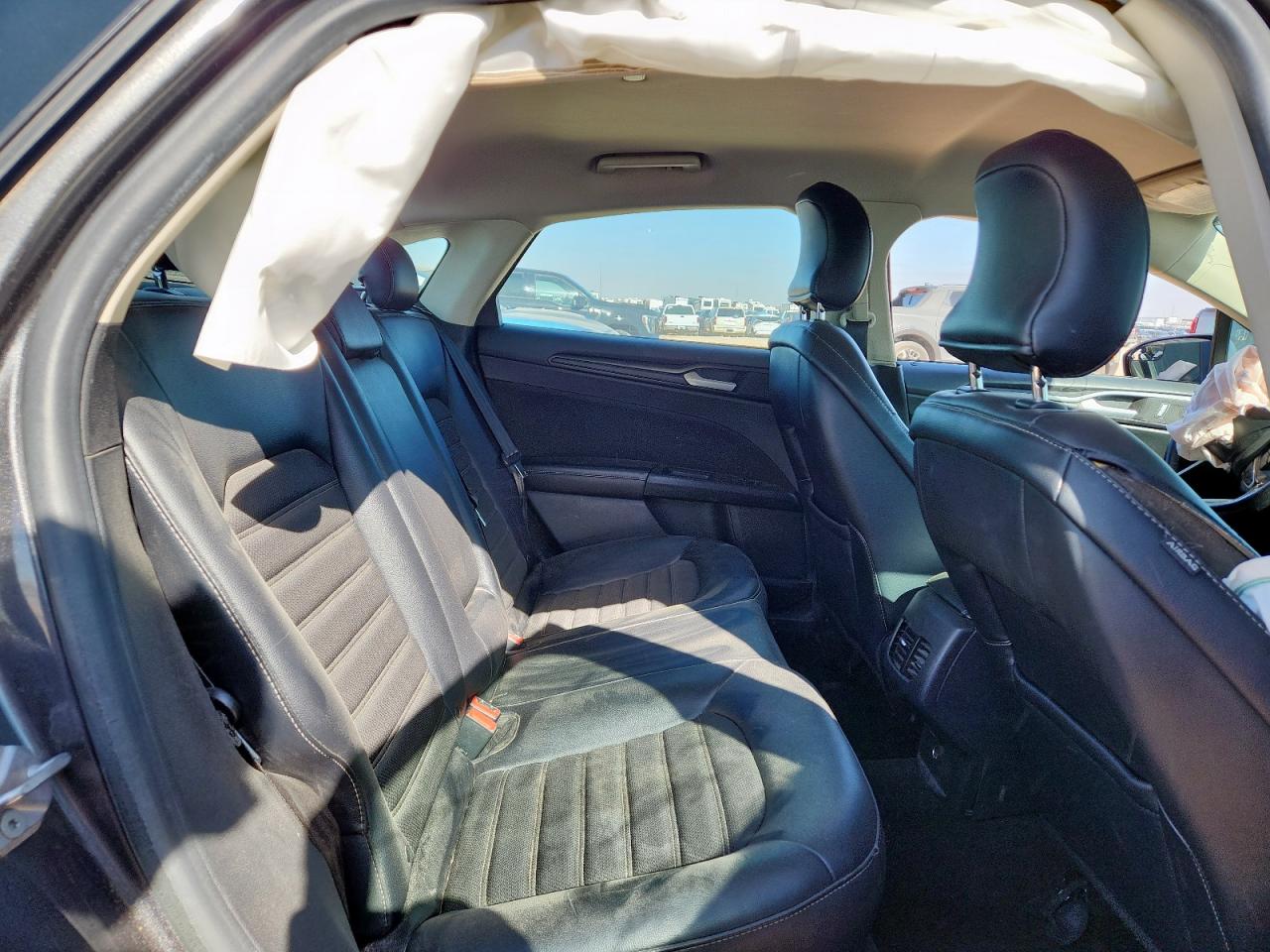 2018 Ford Fusion Se VIN: 3FA6P0HD5JR127301 Lot: 90127205