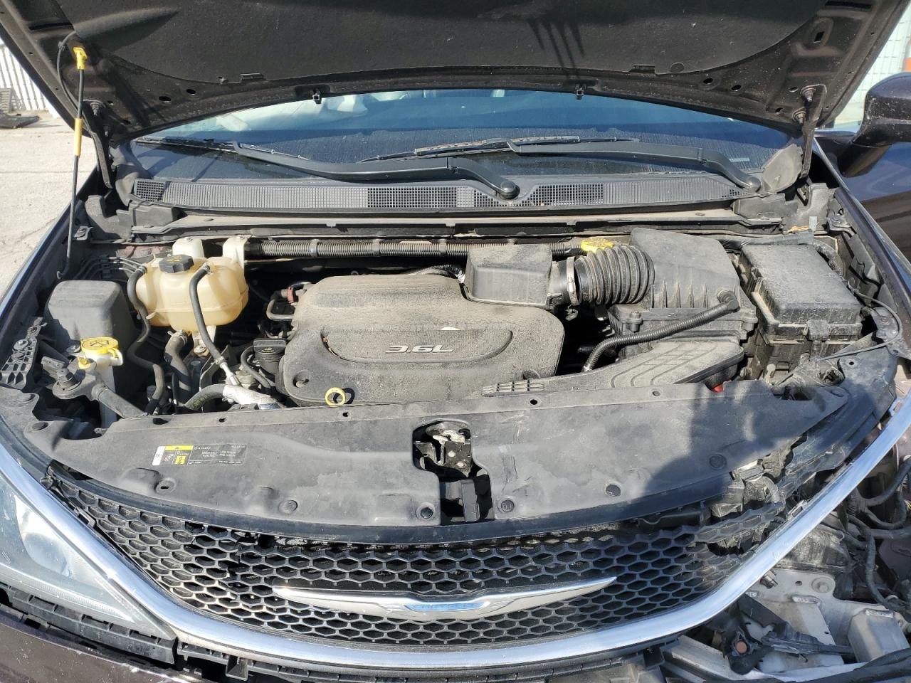 2018 Chrysler Pacifica Touring L Plus VIN: 2C4RC1EG3JR227362 Lot: 82004145