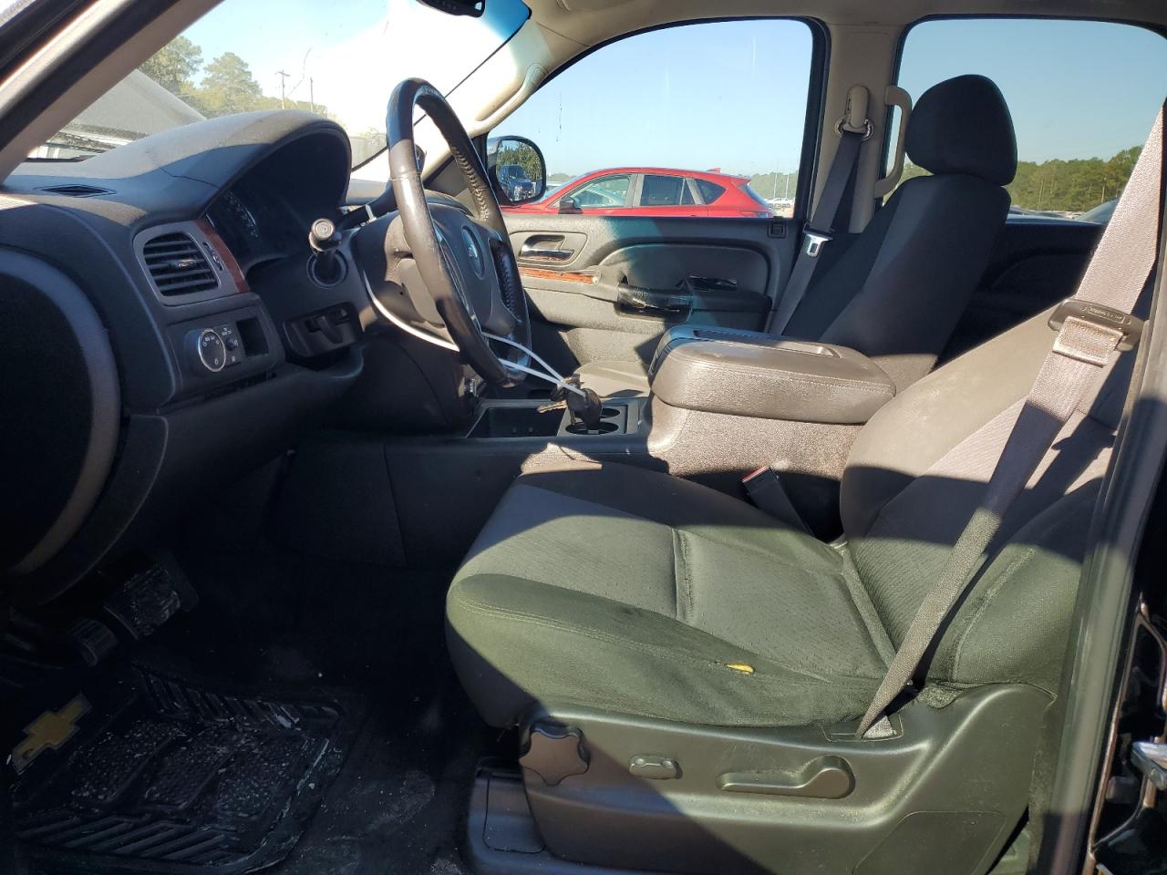 2013 Chevrolet Tahoe C1500 Ls VIN: 1GNSCAE02DR377615 Lot: 86102975