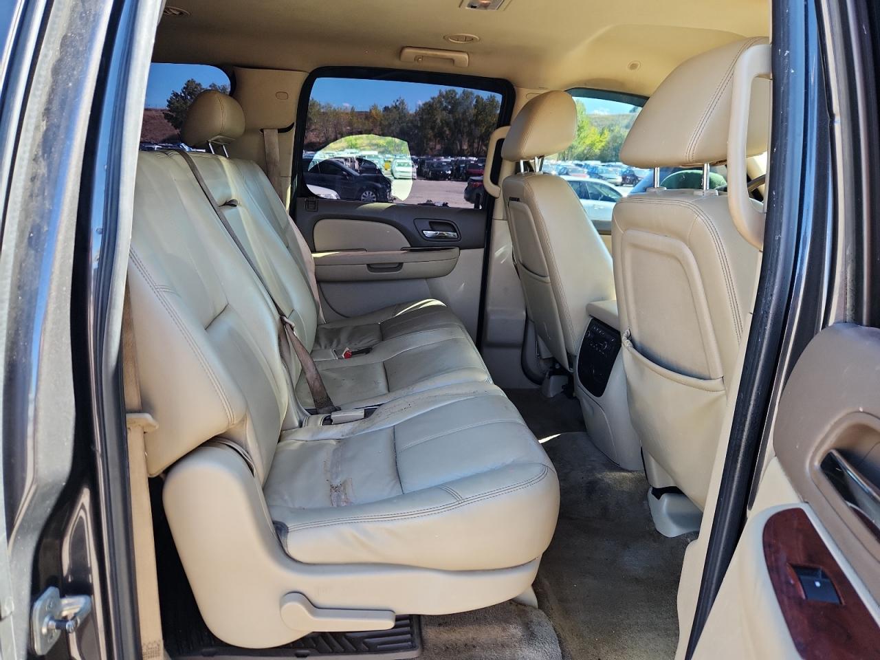 2010 GMC Yukon Xl K1500 Slt VIN: 1GKUKKE31AR259933 Lot: 85289995