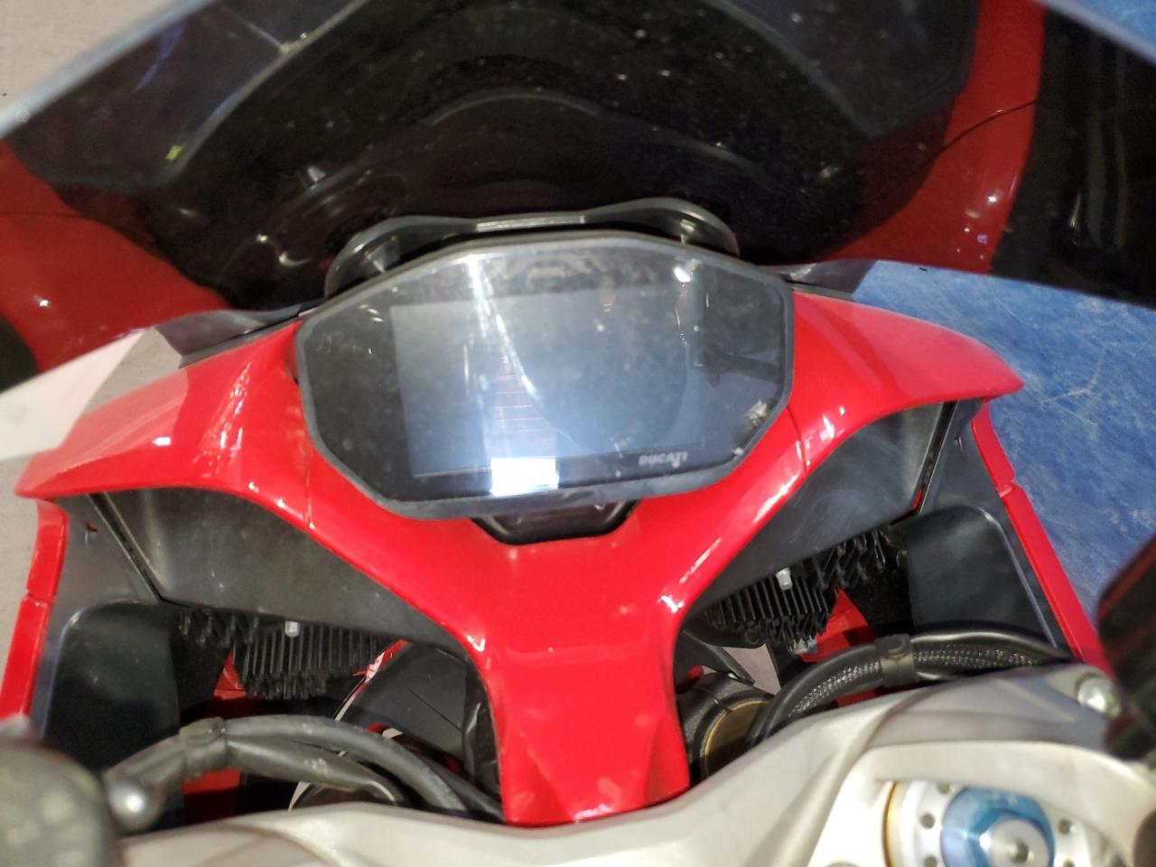 2021 Ducati Supersport VIN: ZDMVABDS0MB001240 Lot: 84804485