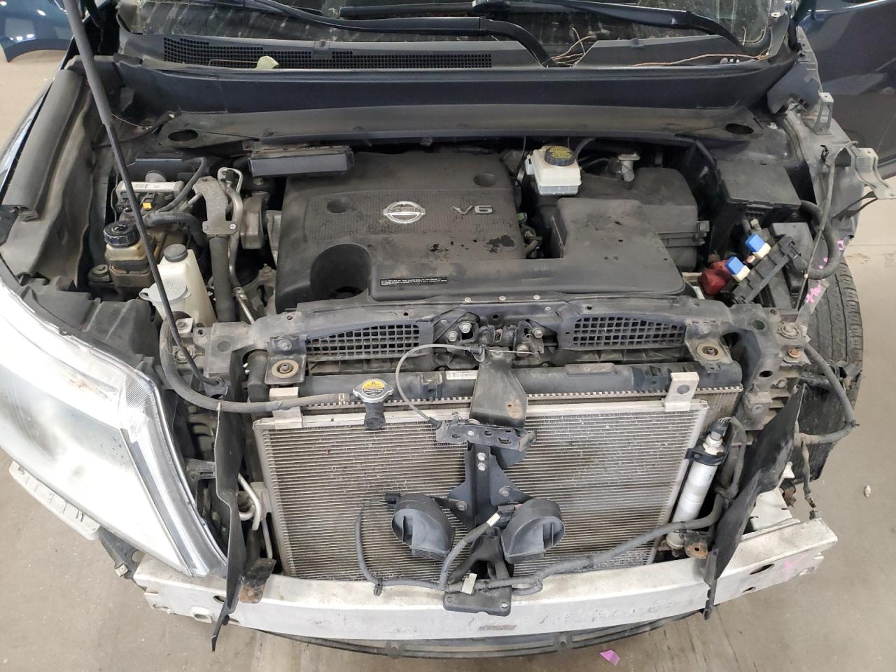 2014 Nissan Pathfinder S VIN: 5N1AR2MM0EC695925 Lot: 82242725