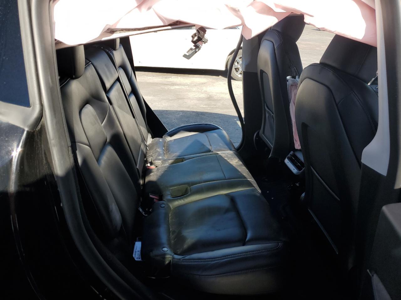 2024 Tesla Model Y VIN: 7SAYGDEE9RF070754 Lot: 90513425