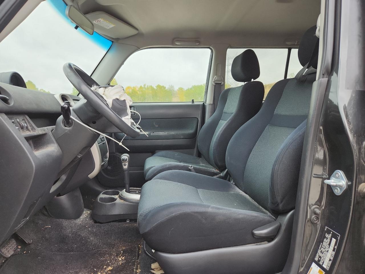 2006 Toyota Scion Xb VIN: JTLKT324564103387 Lot: 84883845