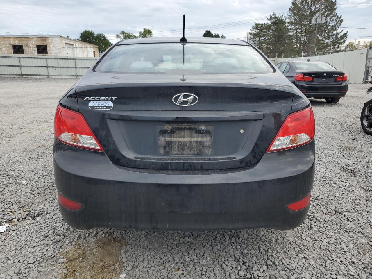 2017 Hyundai Accent Se VIN: KMHCT4AE1HU355412 Lot: 85660695