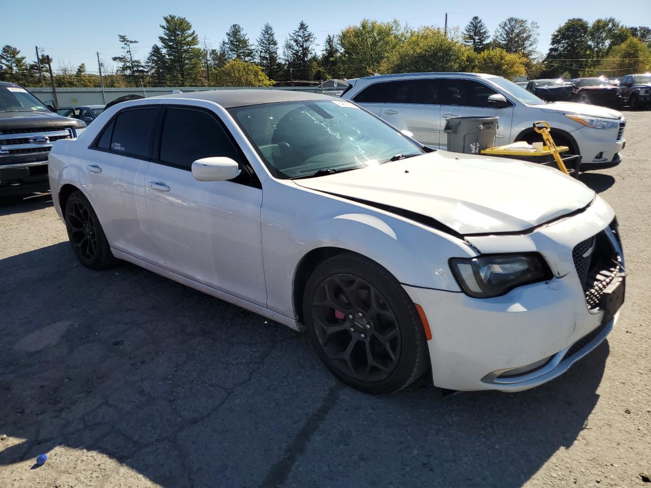 2019 Chrysler 300 S VIN: 2C3CCABG4KH550549 Lot: 84997815