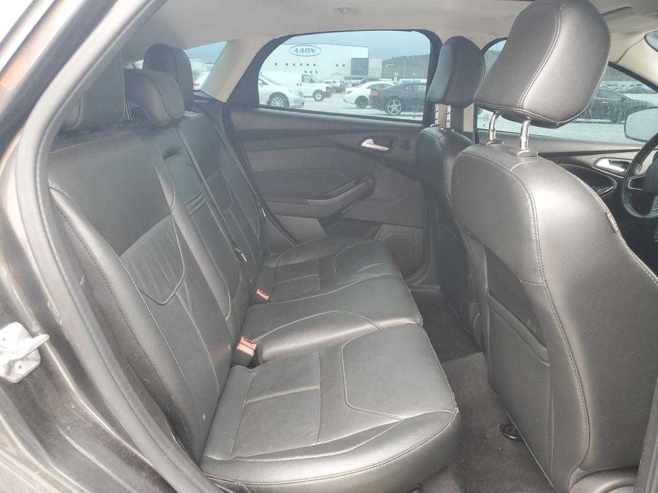 2016 Ford Focus Titanium VIN: 1FADP3N23GL383357 Lot: 82296315