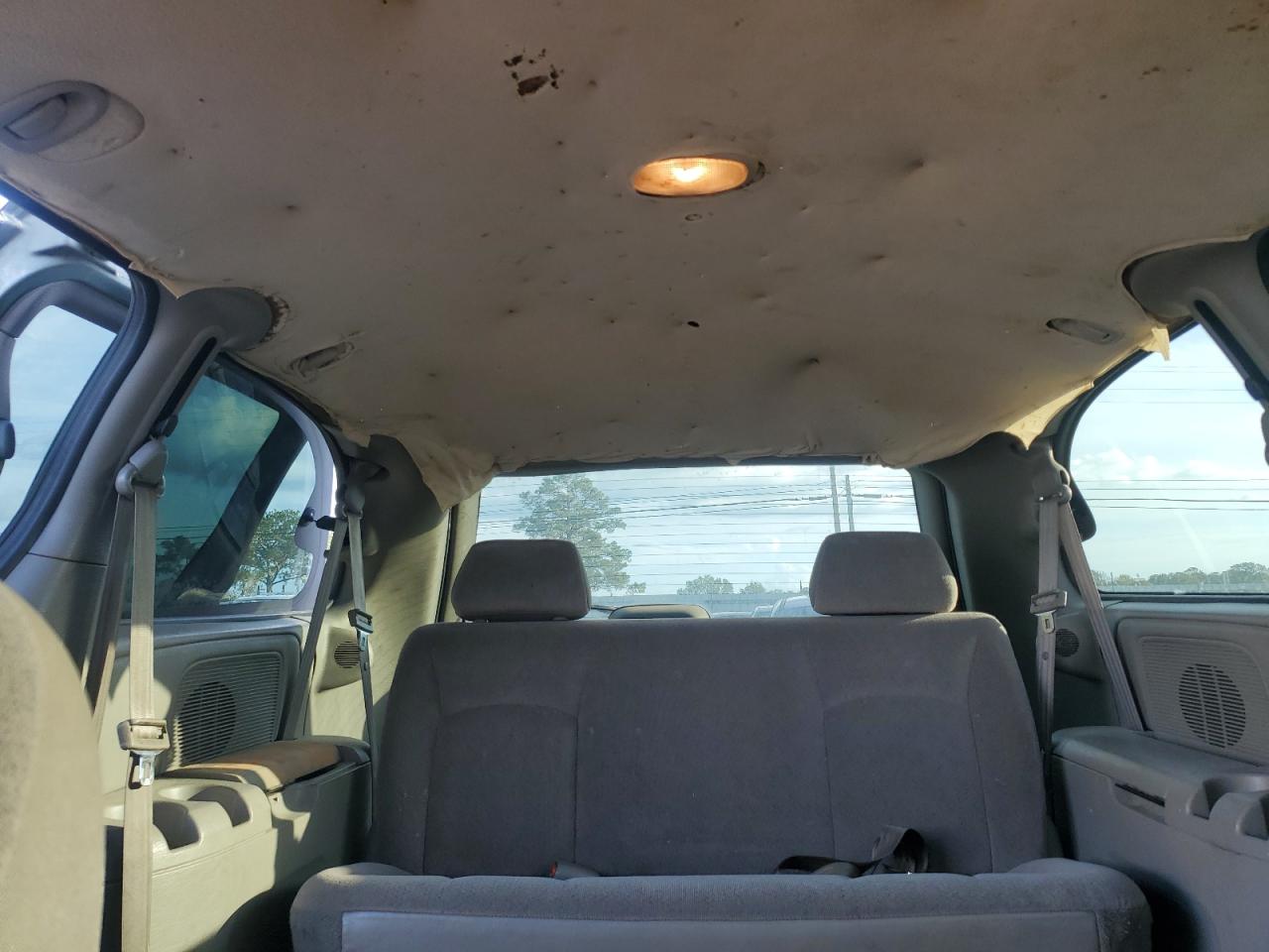 2003 Chrysler Town & Country Lx VIN: 2C4GP44363R114973 Lot: 82255625