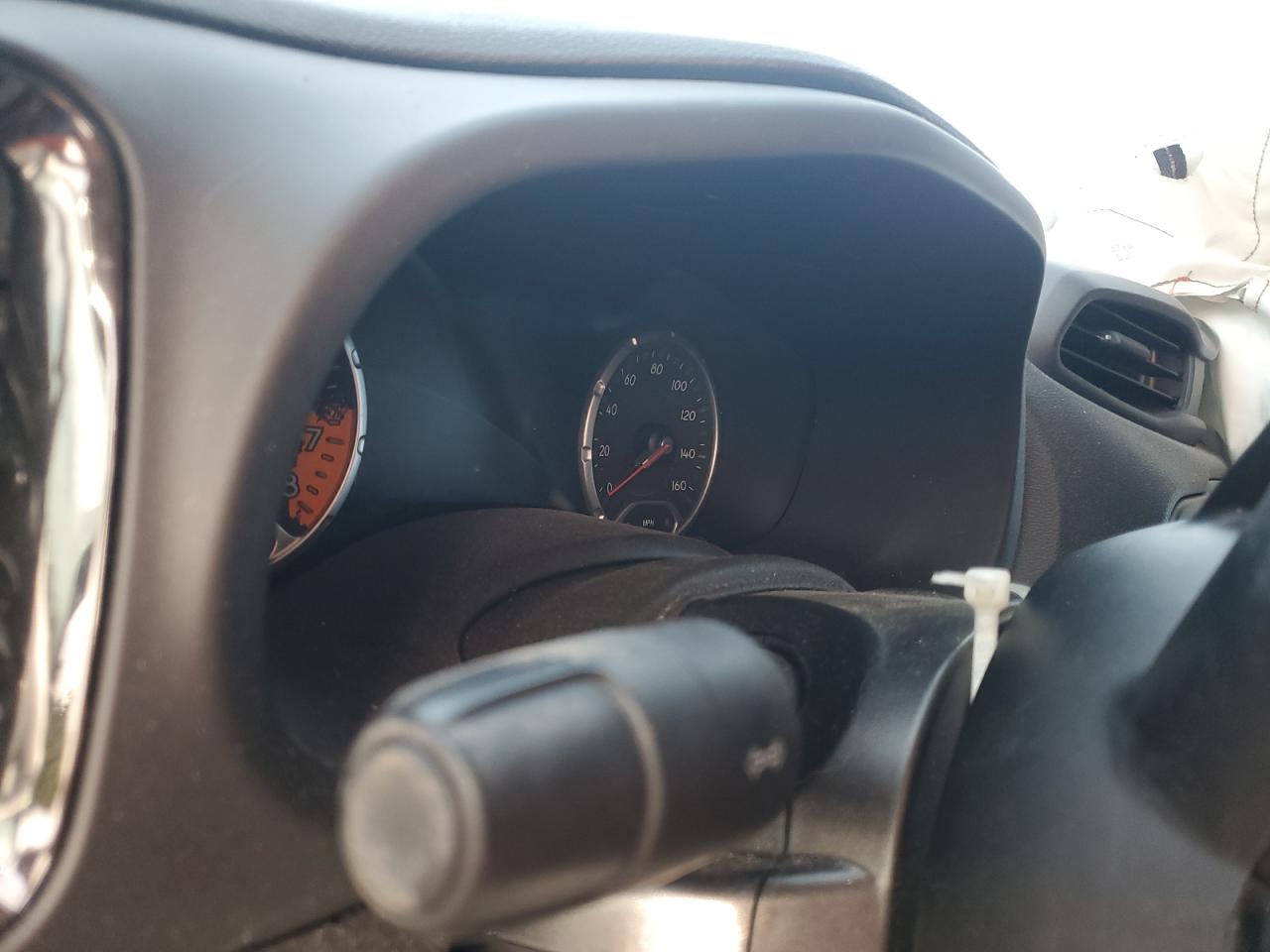 2017 Jeep Renegade Latitude VIN: ZACCJBBB7HPF81121 Lot: 81974985