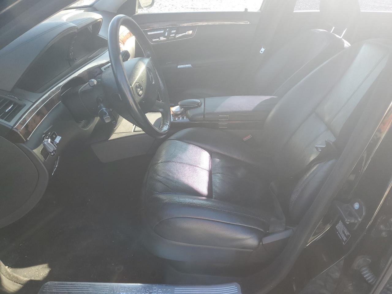 2007 Mercedes-Benz S 550 VIN: WDDNG71XX7A085977 Lot: 90373365