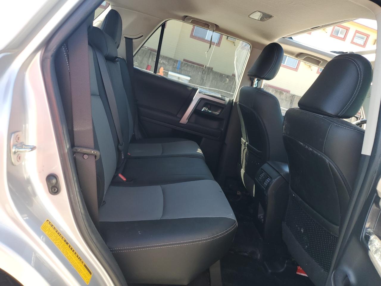 2024 Toyota 4Runner Sr5/Sr5 Premium VIN: JTENU5JR9R6298820 Lot: 84652085