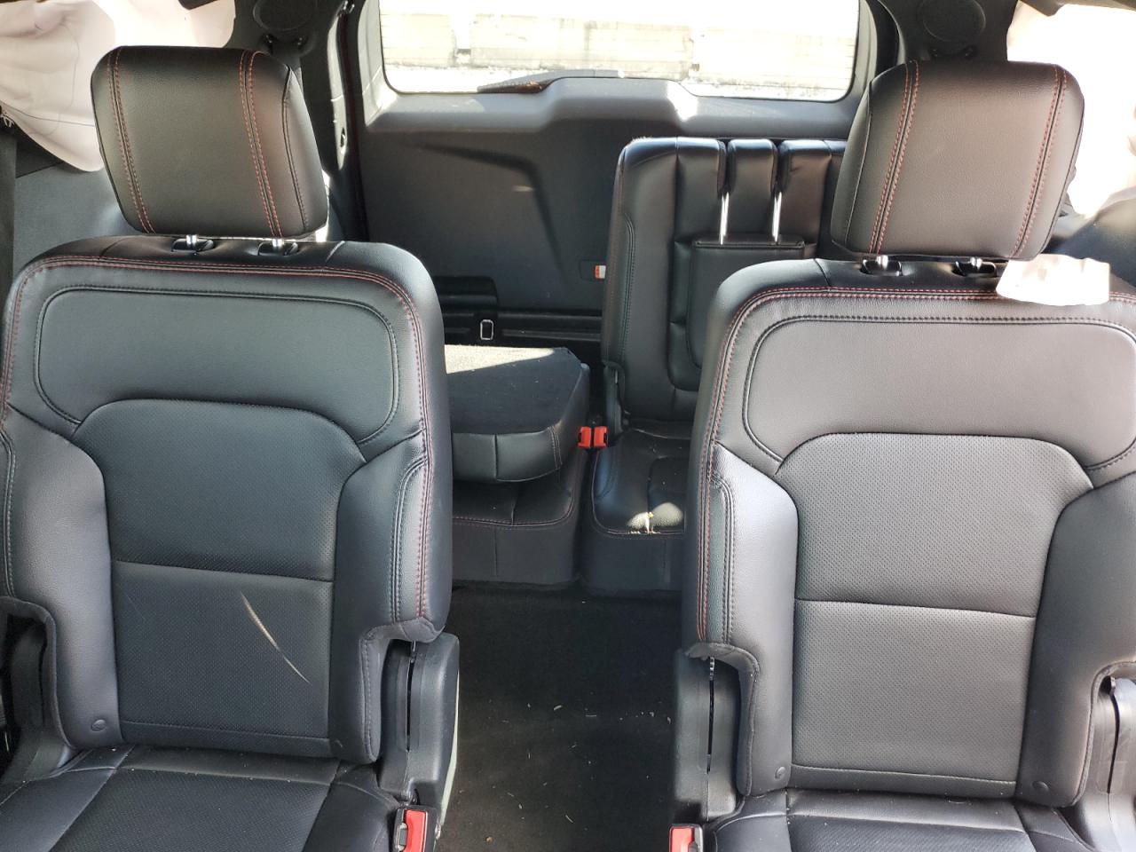 2018 Ford Explorer Sport VIN: 1FM5K8GT1JGA53342 Lot: 82268915