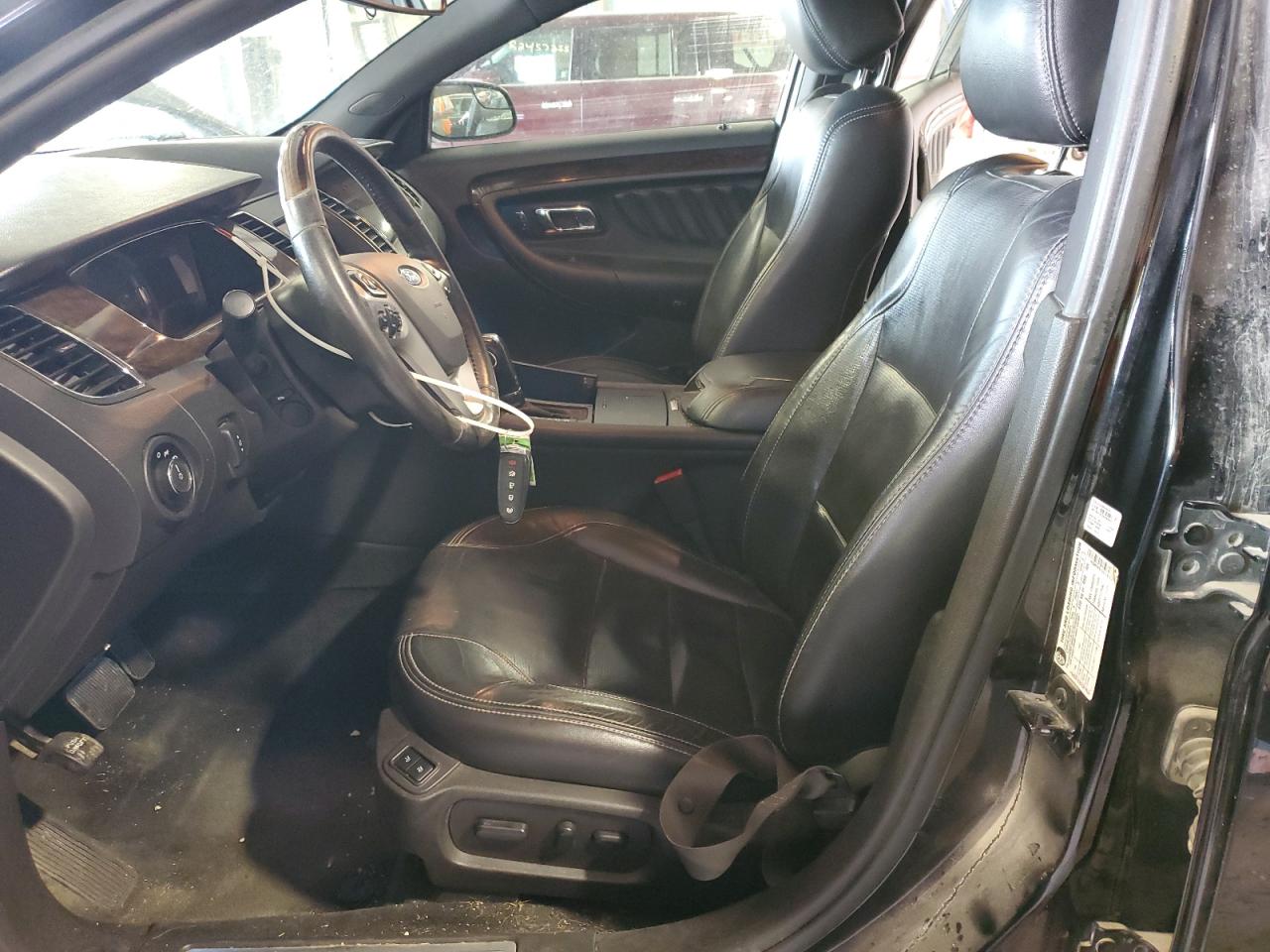 2016 Ford Taurus Limited VIN: 1FAHP2F81GG114118 Lot: 82485465