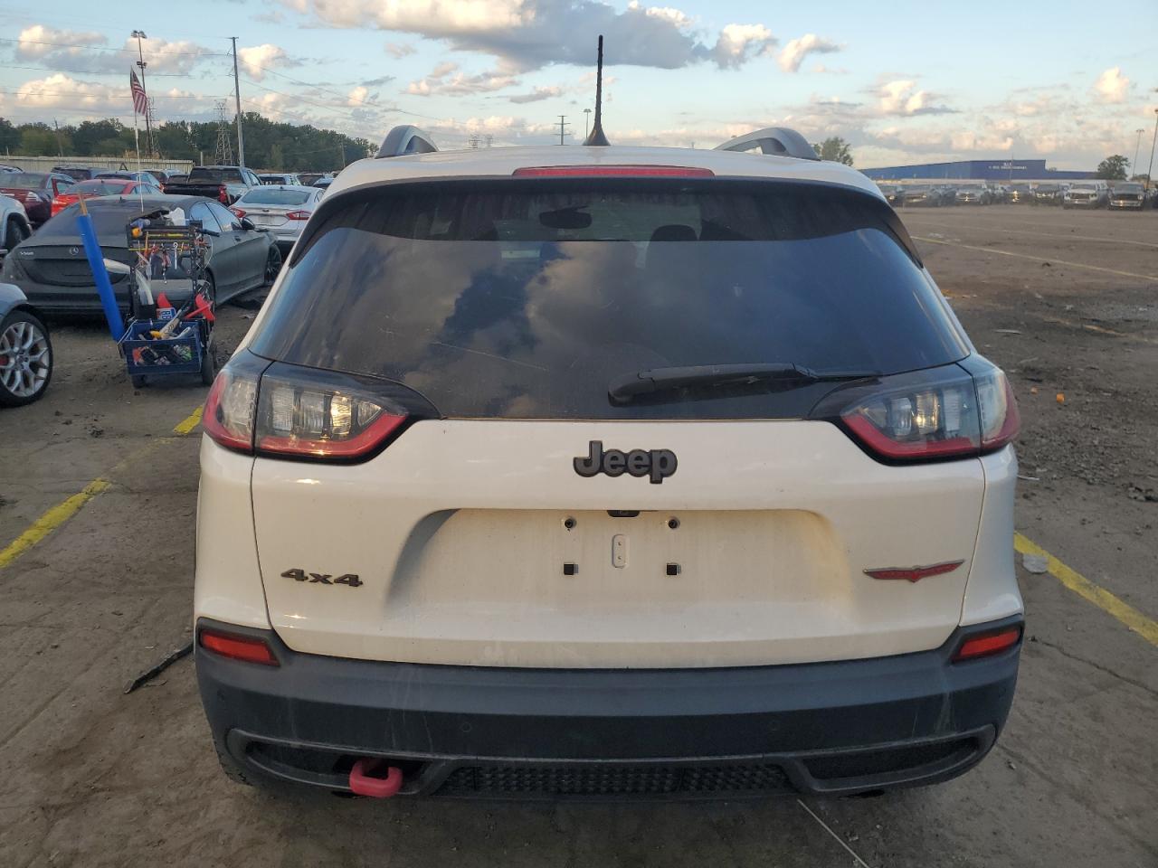 2019 Jeep Cherokee Trailhawk VIN: 1C4PJMBX7KD311241 Lot: 82268785